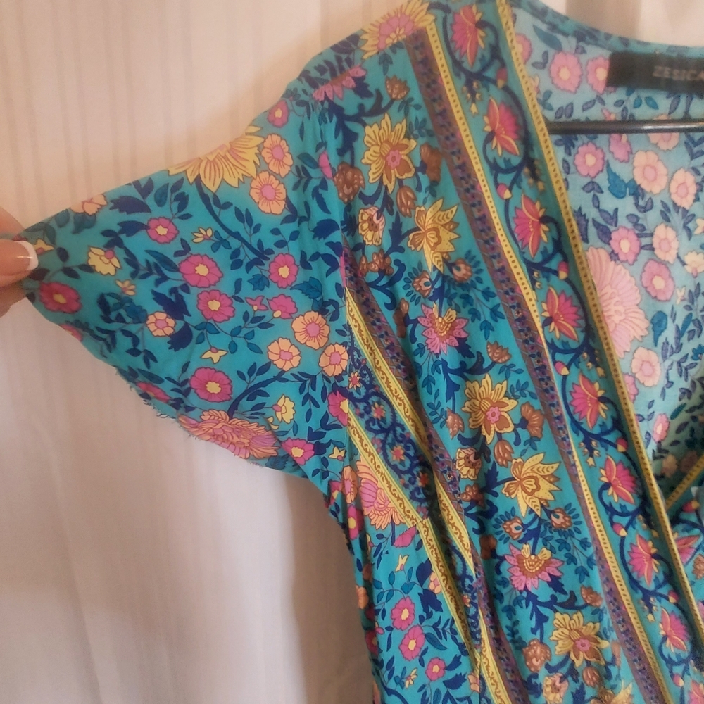 Zesica Size L Wrap Dress Boho Turquoise Red Gold Floral VGUC - Picture 4 of 6